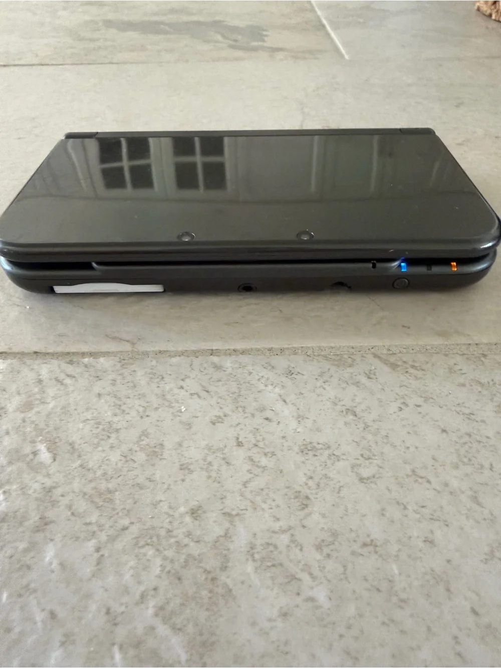 Handheld gaming console (Nintendo DS/3DS) xl